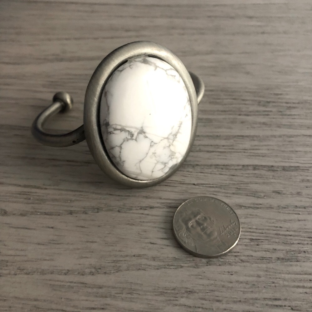 Marble cuff bracelet - Picture 3 of 5